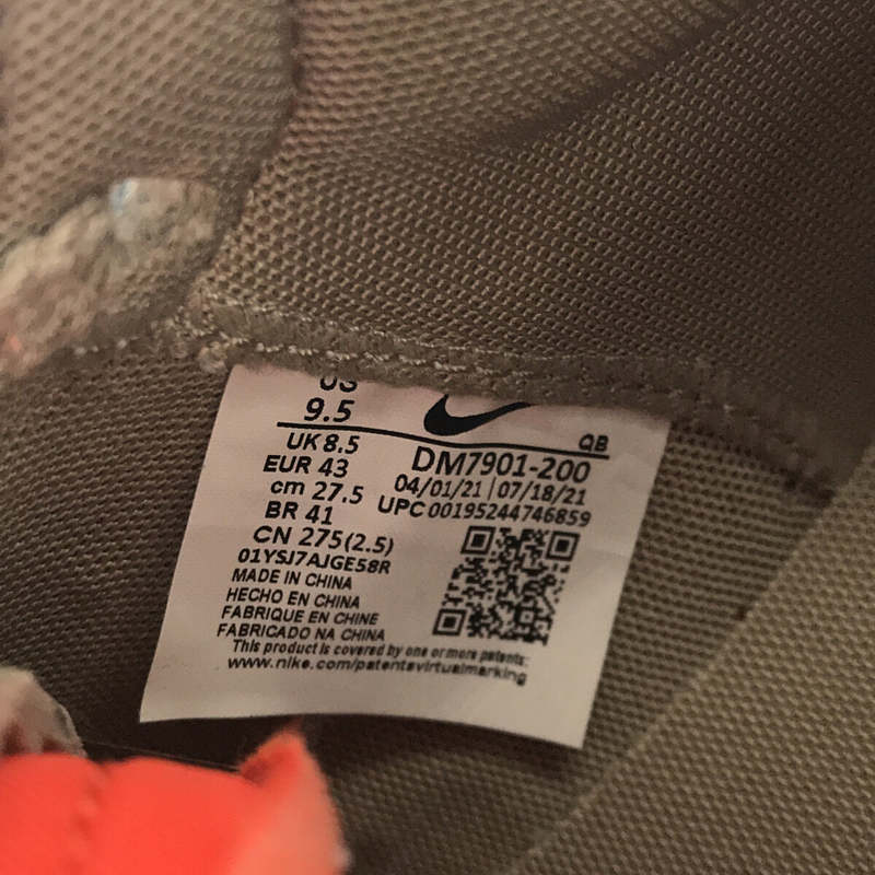 【美品】 sacai / サカイ | 2021AW | DM7901-200 × NIKE ナイキ ×KAWS カウズ トリプルコラボ BLAZ_画像6