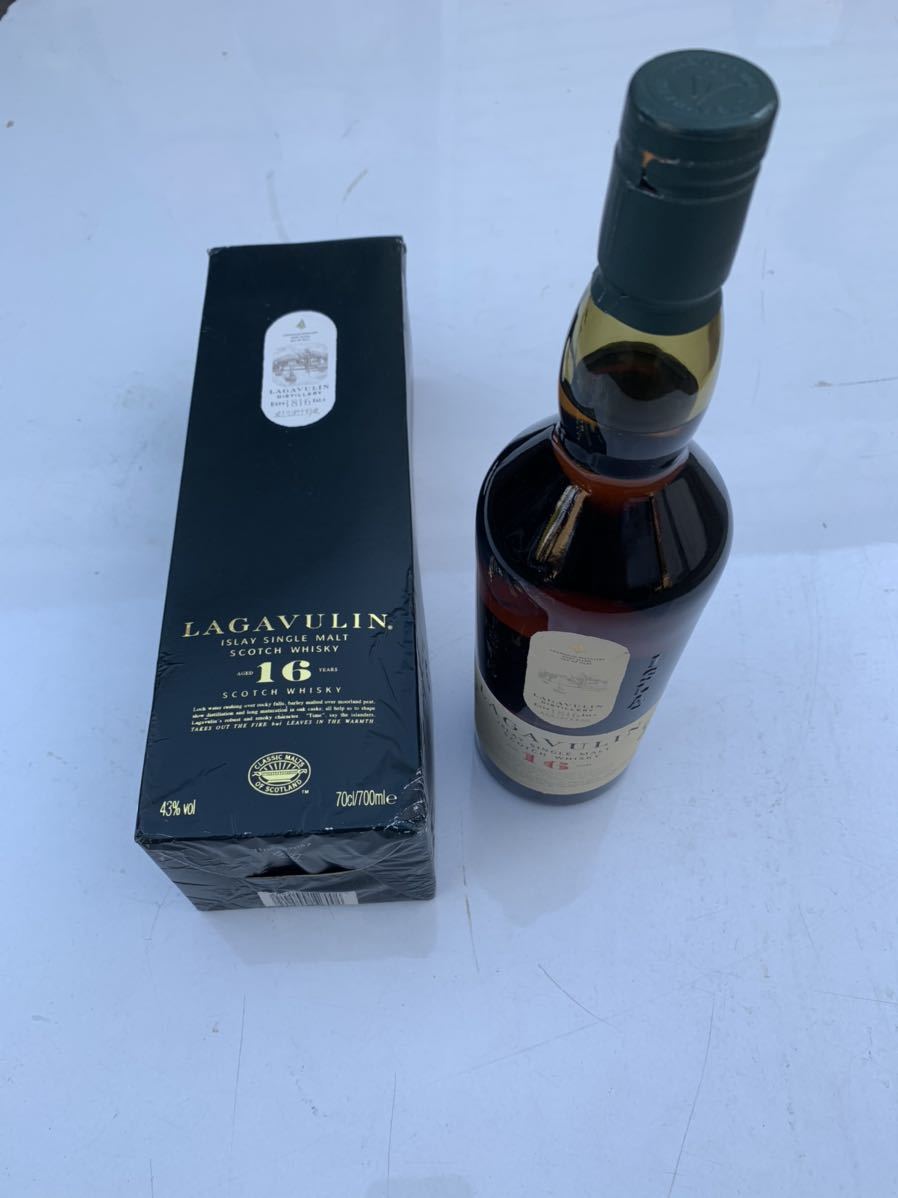 ☆☆ 【未開栓】LAGAVULIN ラガヴーリン 16年 シングルモルト ウイスキー 700ml 43% 箱付き ☆☆_画像1