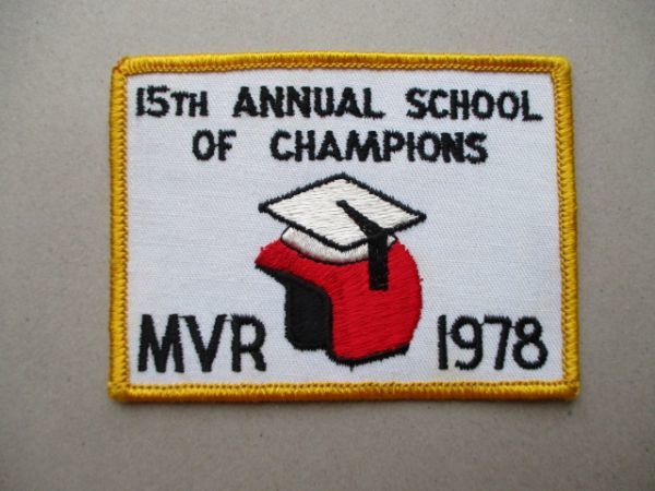 70s MVR 1978 15TH ANNUAL SCHOOL OF CHAMPIONSパッチ刺繍ワッペン/学生チャンピオン大学ヘルメットpatchesフットボールFOOTBALL V189_画像1