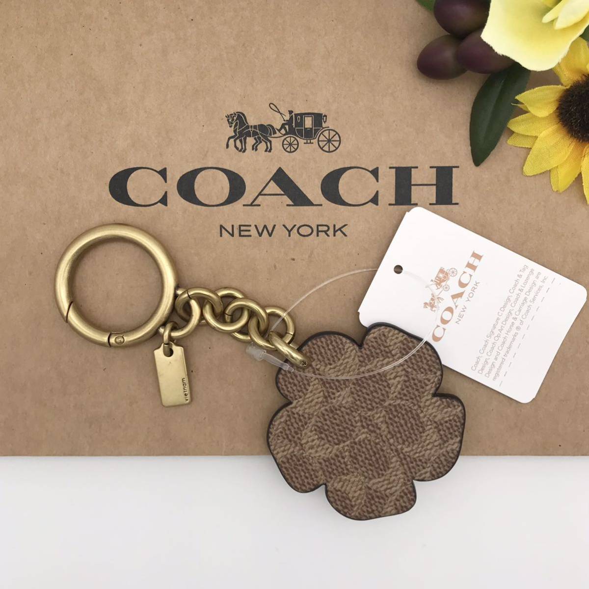 COACH * great popularity *wi low floral bag charm brass black cherry - new goods 