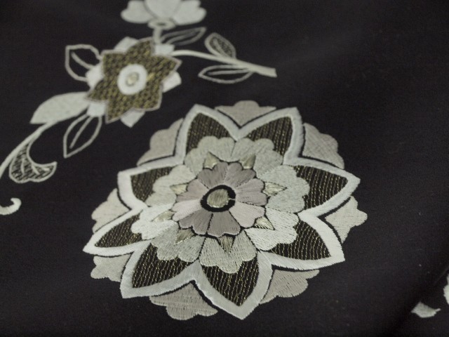特選単衣 手縫い正絹訪問着 黒 花刺繍