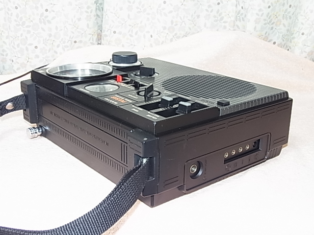三洋電機 SANYO PULSAR 【RP8700】 中古動作品ポータブルラジオ 三洋電機 SANYO PULSAR 【RP8700】 中古動作品ポータブルラジオ
