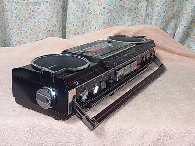 三洋電機　SANYO 【MR-U4SS】 2バンド ポータブル ラジカセ FM76～108MHzまで受信可能 管理 22091670_画像6