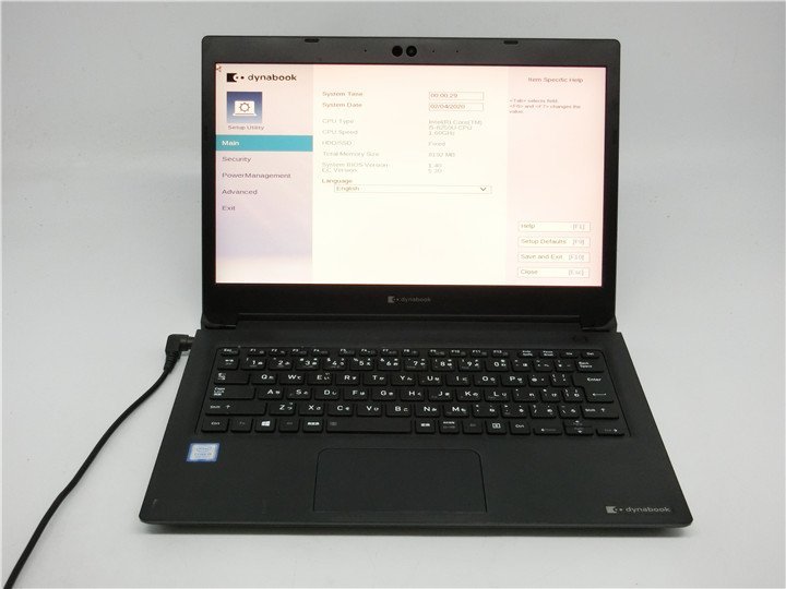 中古　TOSHIBA　S73/DP　第8世代COREi5-8250U　8GB　SSD認識しない　13.3型 ノートパソコン　　　ジャンク扱い 　_画像1