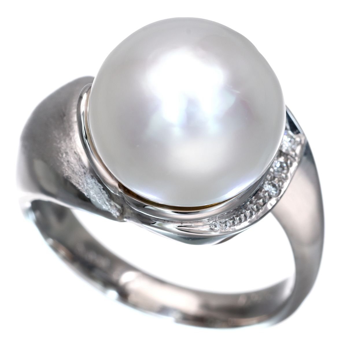 品質保証 南洋パール Pt900 大胆にエレガント ダイヤモンド 白蝶真珠