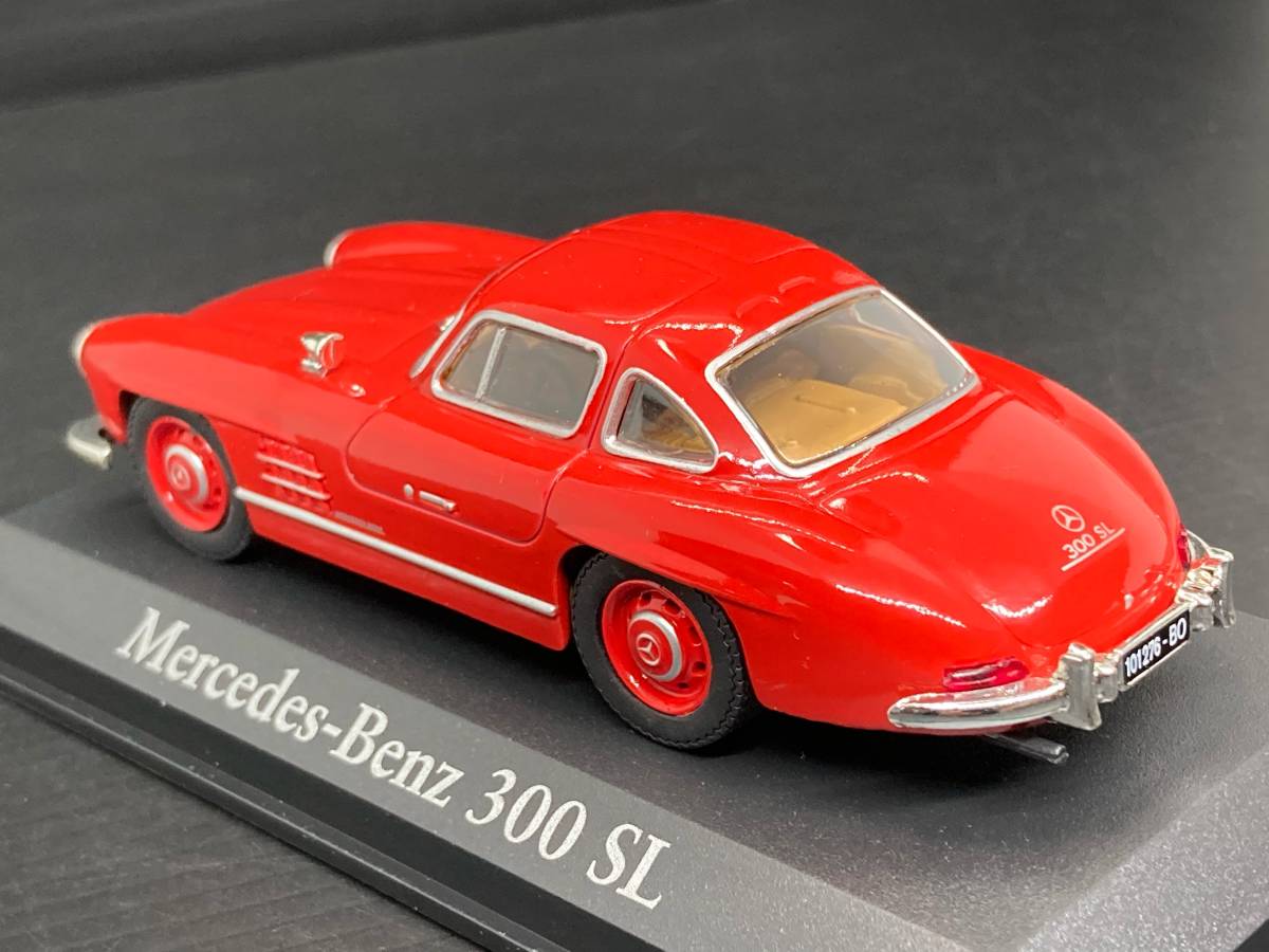 メルセデスベンツ 300SL クーペ 1/43 ミニカー レッド_画像2