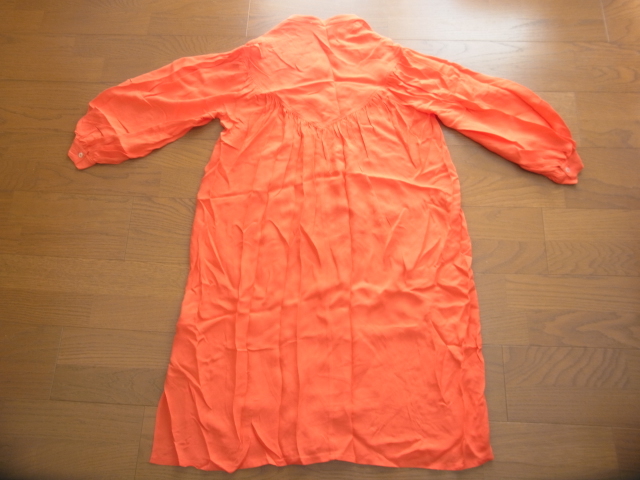 低価格の DRESS FORTE FORTE フォルテフォルテ Vネック 未使用