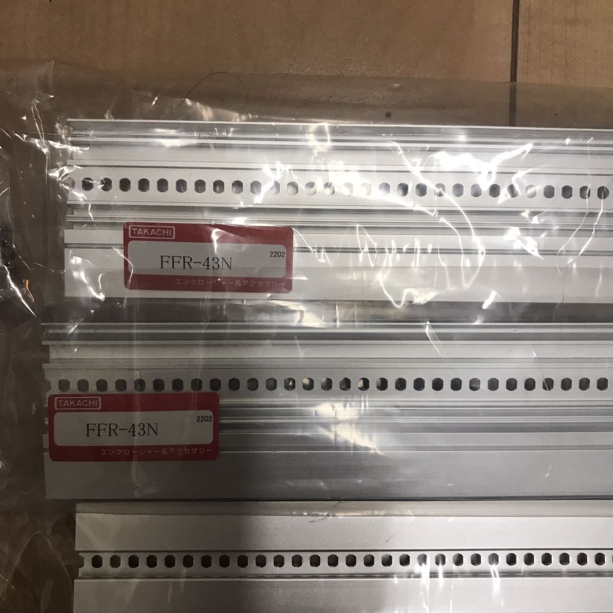 新品&定番】タカチ電機 ユーロラックレール84hp×4本 dopefer 新品&定番】タカチ電機 ユーロラックレール84hp×4本 dopefer