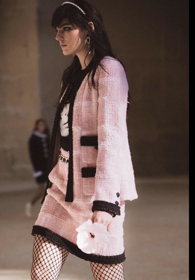 CHANEL シャネル ジャケットCC ロゴ ココマークコレクション product CHANEL シャネル ジャケットCC ロゴ ココマークコレクション product