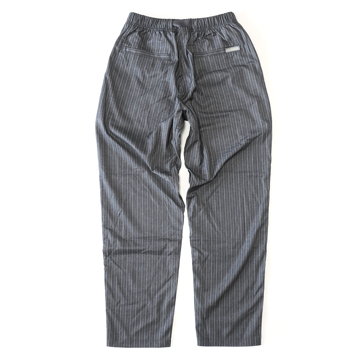 GRAMICCI × BEAMS 別注 テーパードスラックス ストライプ【S GRAMICCI × BEAMS 別注 テーパードスラックス ストライプ【S