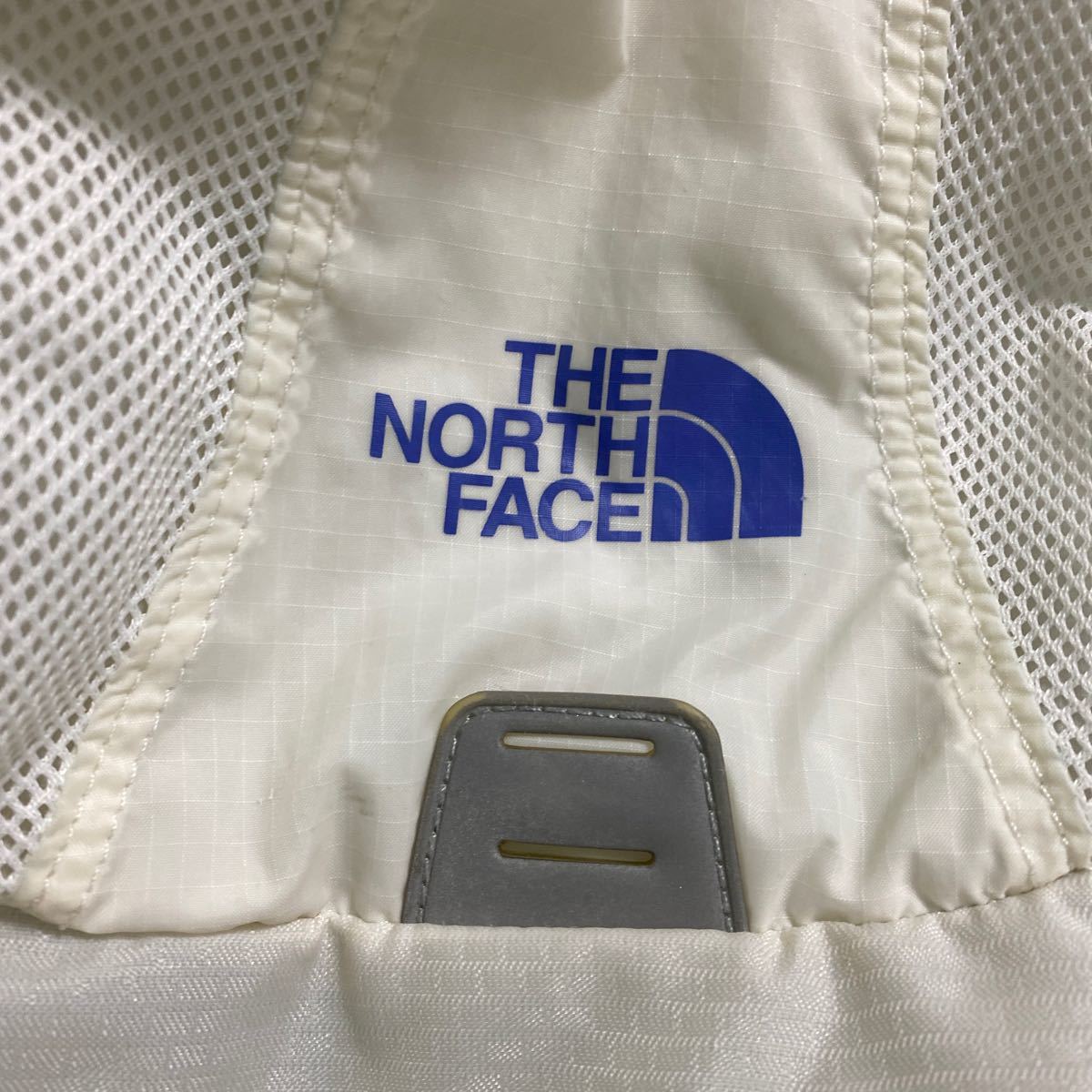 The north face キッズ　リュック　ホワイト　白　軽便　軽量　ノースフェイス　キッズリュック　バックパック