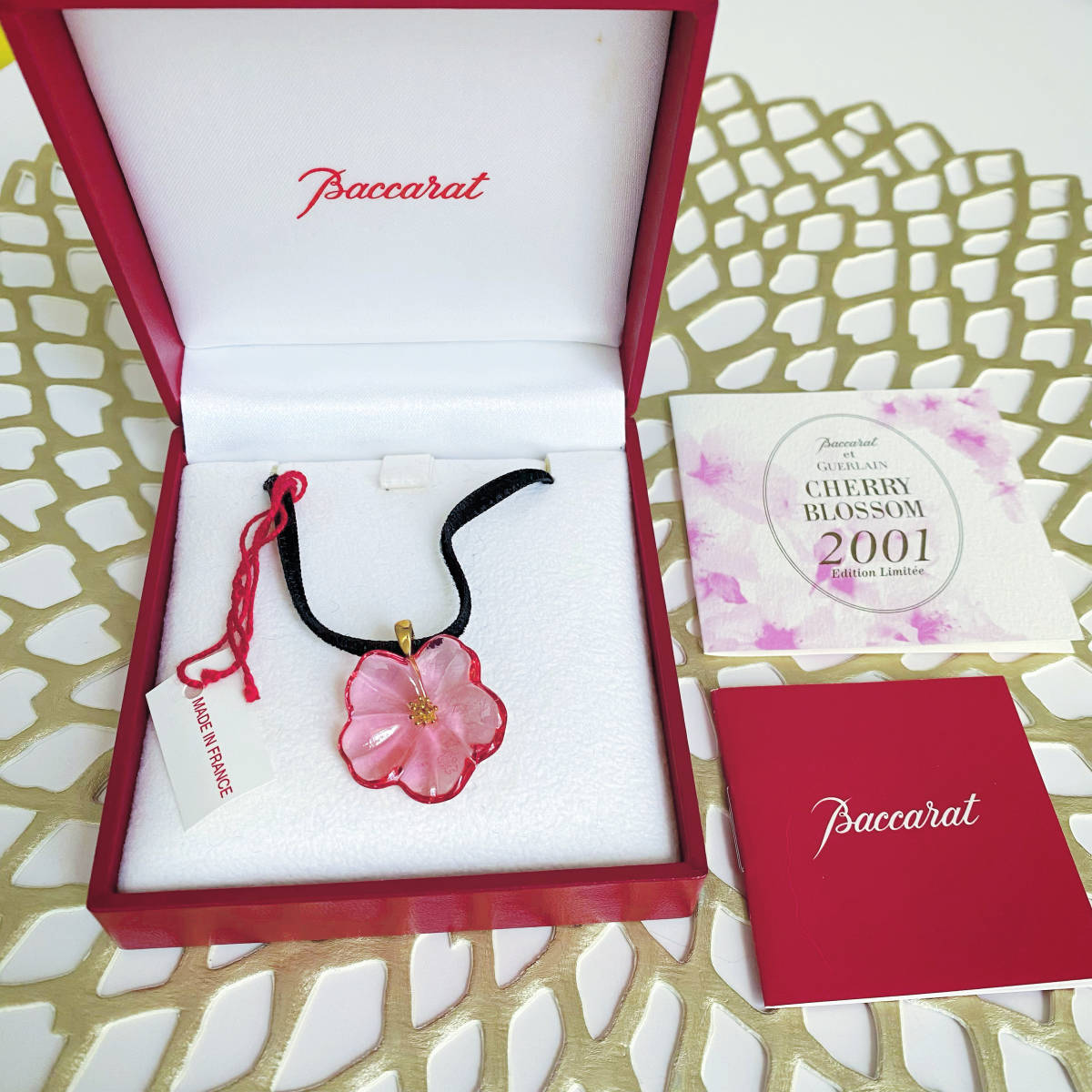 Ограниченная баккара и ган ​​вишня Blossom Coffret 2001 Choker Pendant Vintage Extreme Rare Guerlain Baccarat