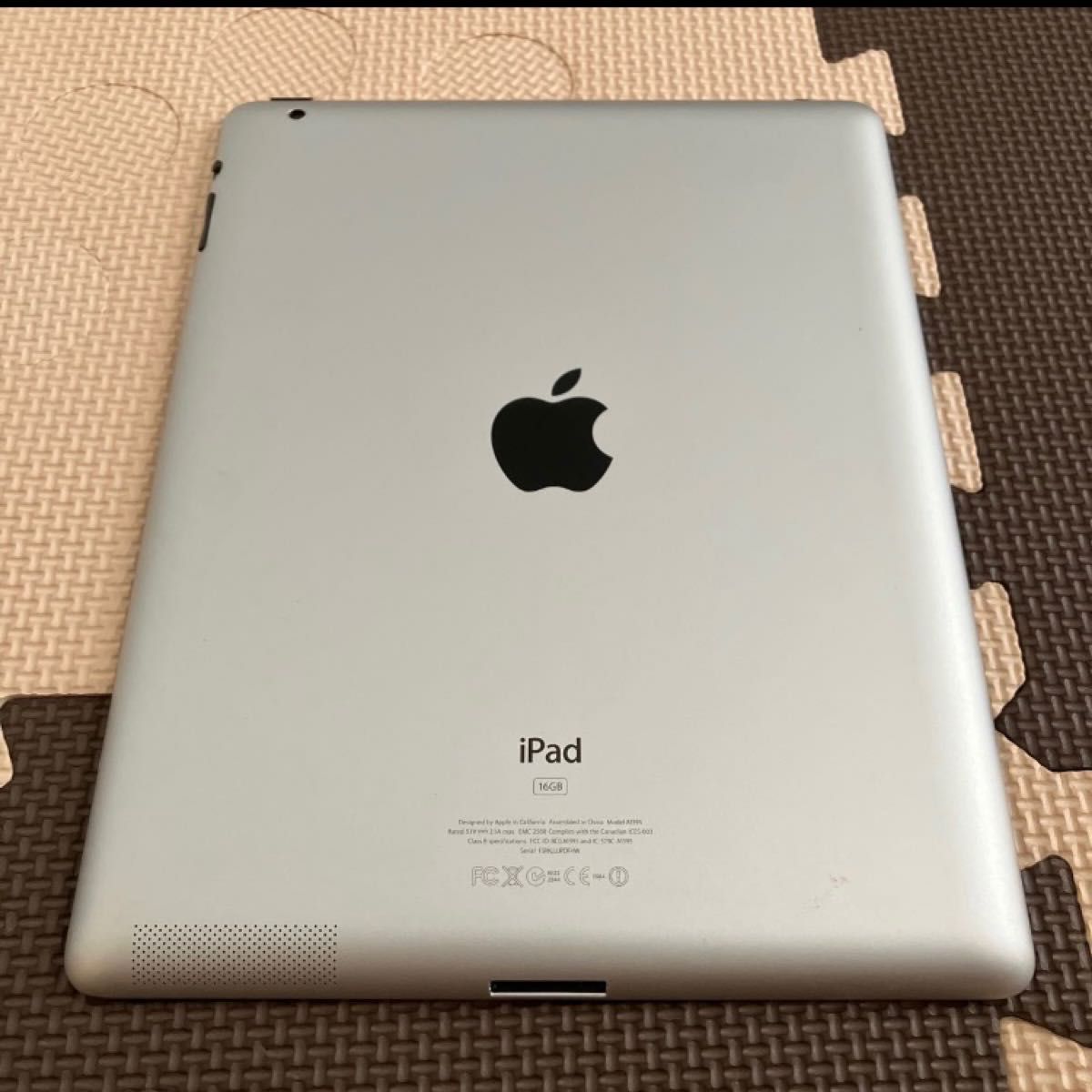 iPad 2 Wi-Fi 16GB MC769J/A ブラック