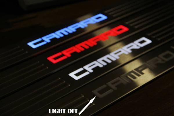 シボレー カマロ ドア シル プレート LED ブルー 新品 2ps 2010年 ～ 2014年_画像手前がライトOFF状態で御座います。