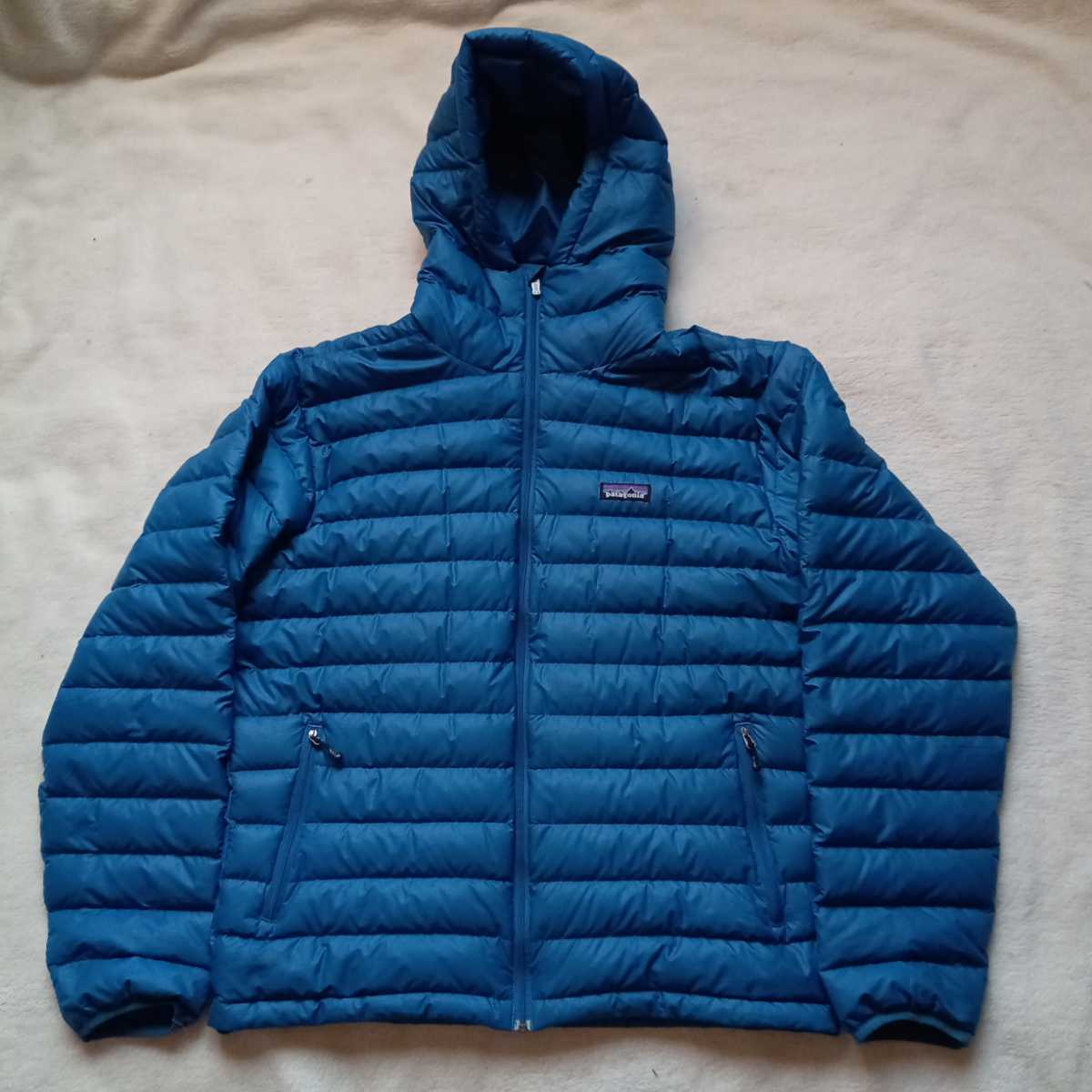 patagonia パタゴニア ダウンセーター フーディー 青 M ダウンパーカー フルジップ フーディ ダウンジャケット