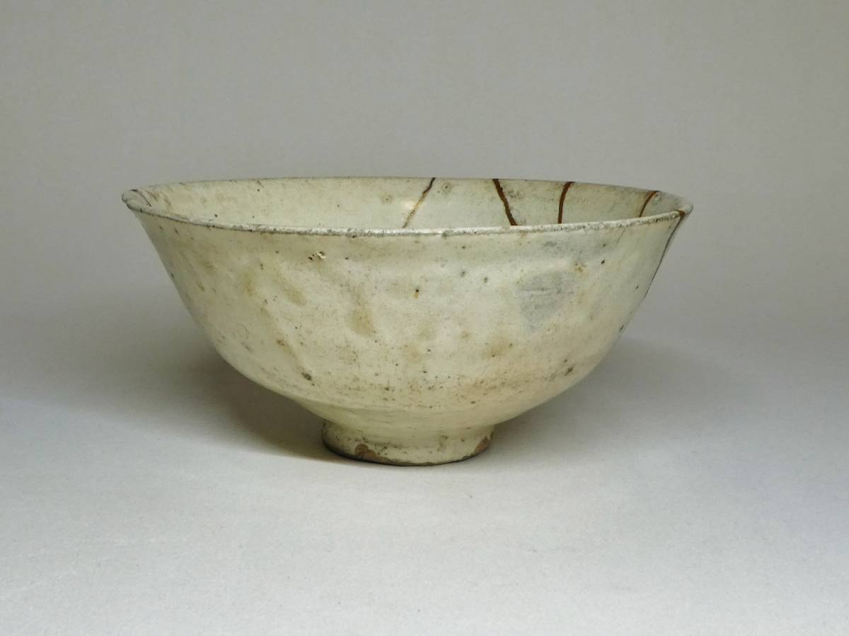 Yahoo!オークション - 宝城粉引茶碗(李朝初期) Yahoo!オークション - 宝城粉引茶碗(李朝初期)