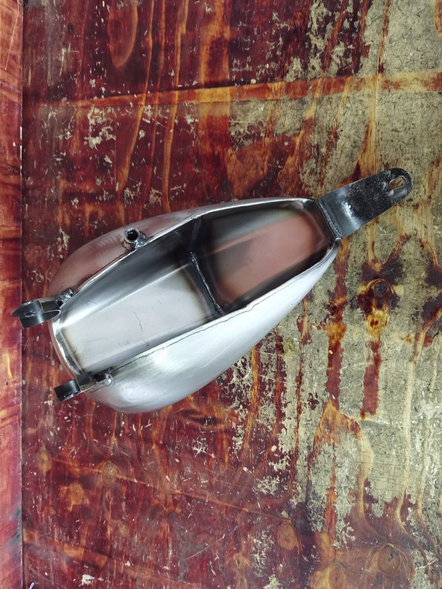 24番 7L YAMAHA ヤマハ ビラーゴXV250用 マスタングタンク 24番 7L YAMAHA ヤマハ ビラーゴXV250用 マスタングタンク