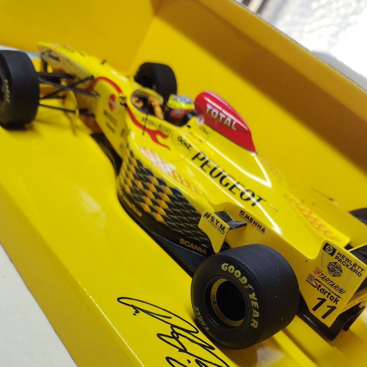 ミニカー 1/18 ミニチャンプス JORDAN  PEUGEOT 197     R．Schumacher