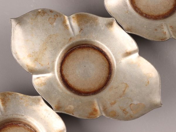 中国古玩 唐物 煎茶道具 古錫造 宗元浄泉 款 茶托 五客 時代物 中国古玩 唐物 煎茶道具 古錫造 宗元浄泉 款 茶托 五客 時代物