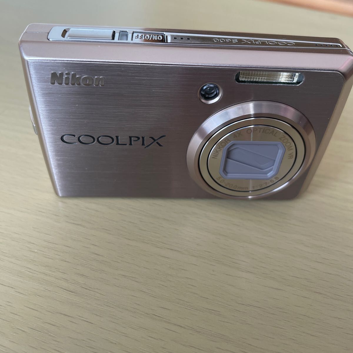 Nikon　COOLPIX S600 ピンクゴールド