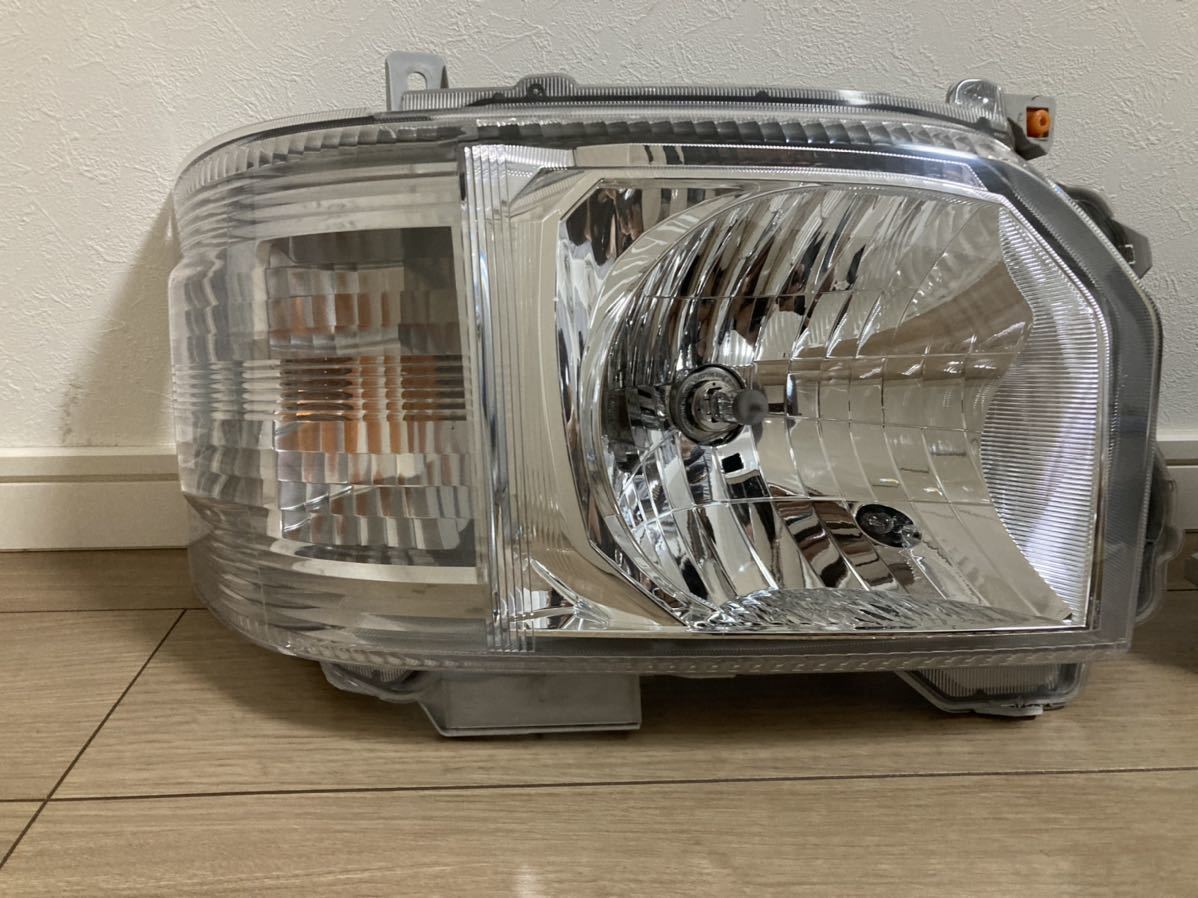 冬バーゲン☆】 0638【新車取外し】 ハイエース プレゼント 4、5、6型