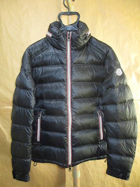 モンクレール　MONCLER GASTON トリコロール ダウン ジャケット 0 黒　国内正規品_画像1