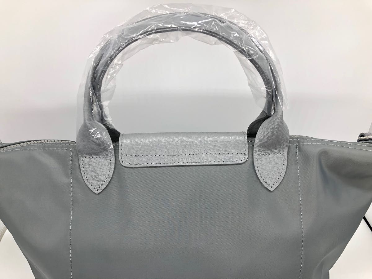 新品】LONGCHAMP プリアージュ・ネオ最新デザインMセメント(グレー系 新品】LONGCHAMP プリアージュ・ネオ最新デザインMセメント(グレー系