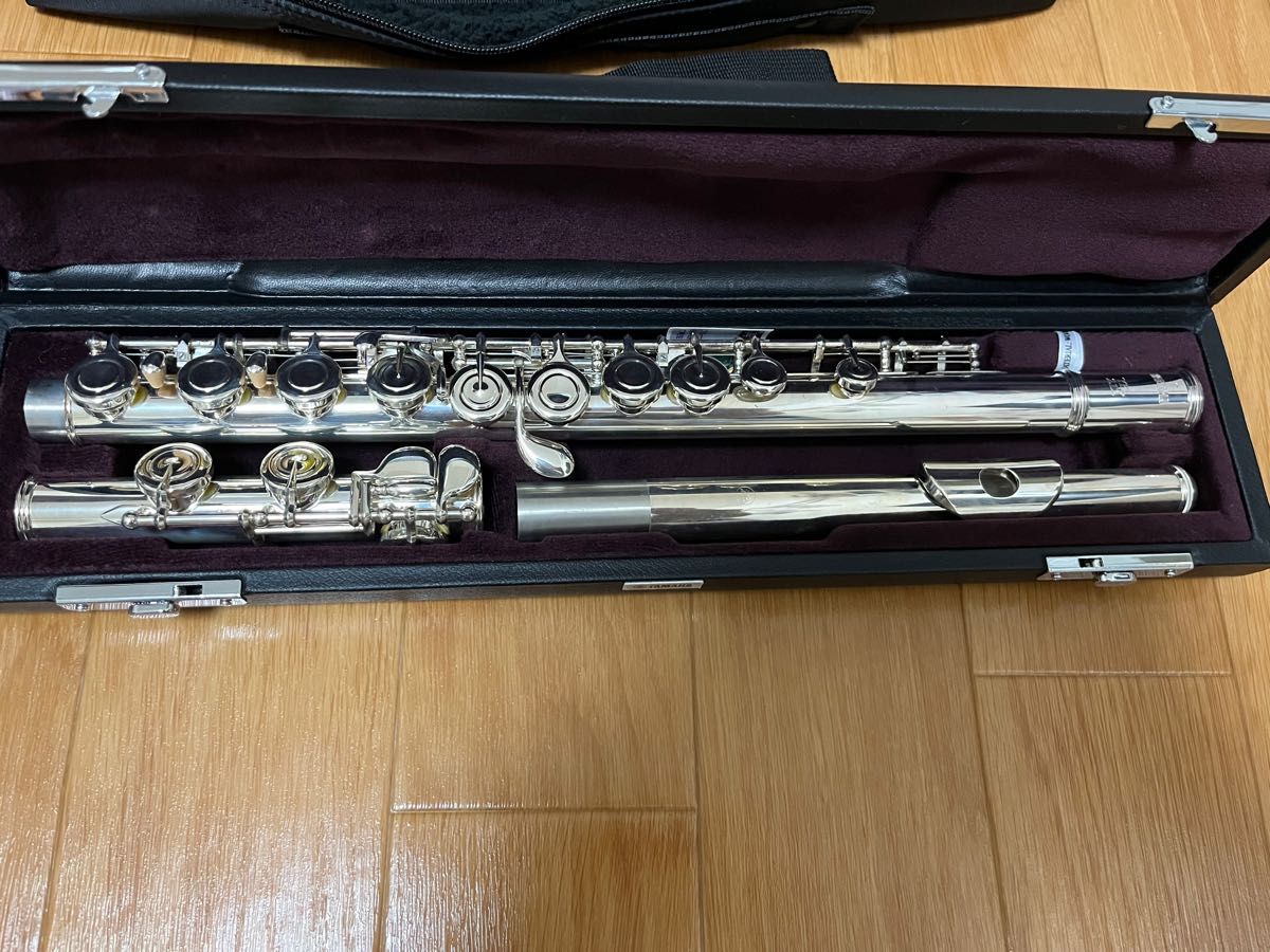 一部予約販売中】 YAMAHA フルート YFL-212 - www.alphaplus.ec