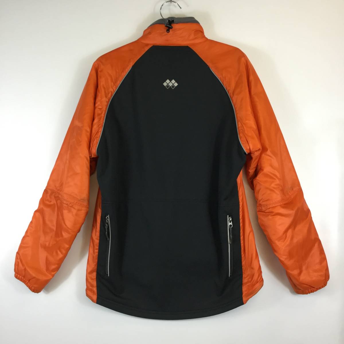 美品mont-bell モンベル中綿入りサイクルジャージ 美品mont-bell モンベル中綿入りサイクルジャージ