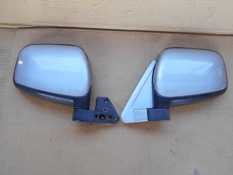  Minicab U41V зеркало на двери левый правый серебряный 74W ручной 