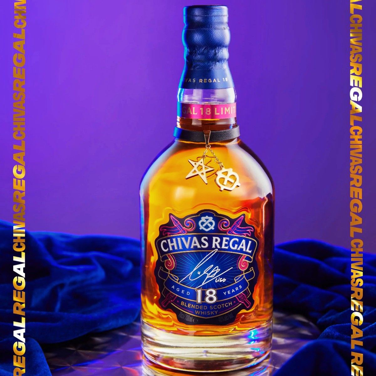 超希少】CHIVAS × LISA シーバスリーガル18年【国内未発売 超希少】CHIVAS × LISA シーバスリーガル18年【国内未発売