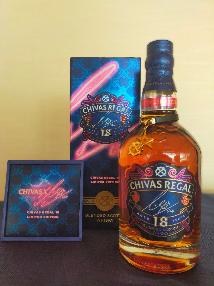 超希少】CHIVAS × LISA シーバスリーガル18年【国内未発売 超希少】CHIVAS × LISA シーバスリーガル18年【国内未発売