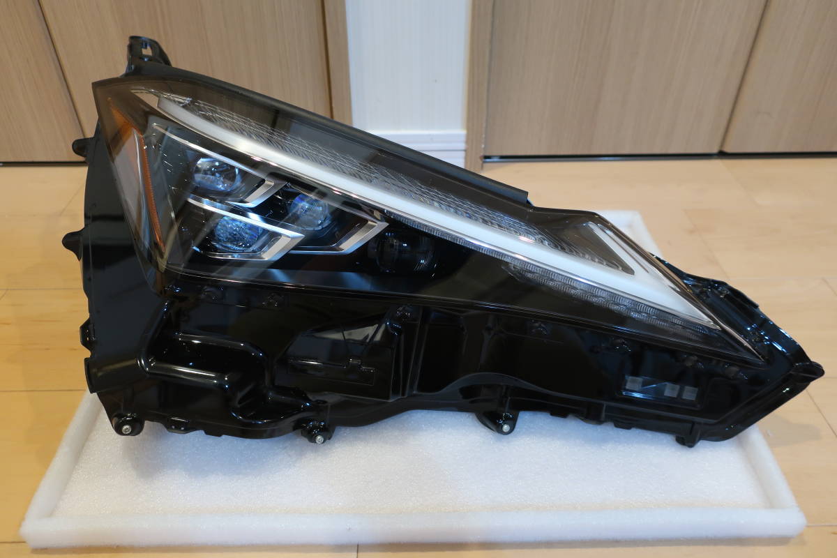 レクサス LEXUS UX 純正 右 三眼 LED ヘッドライト UX200 UX250h