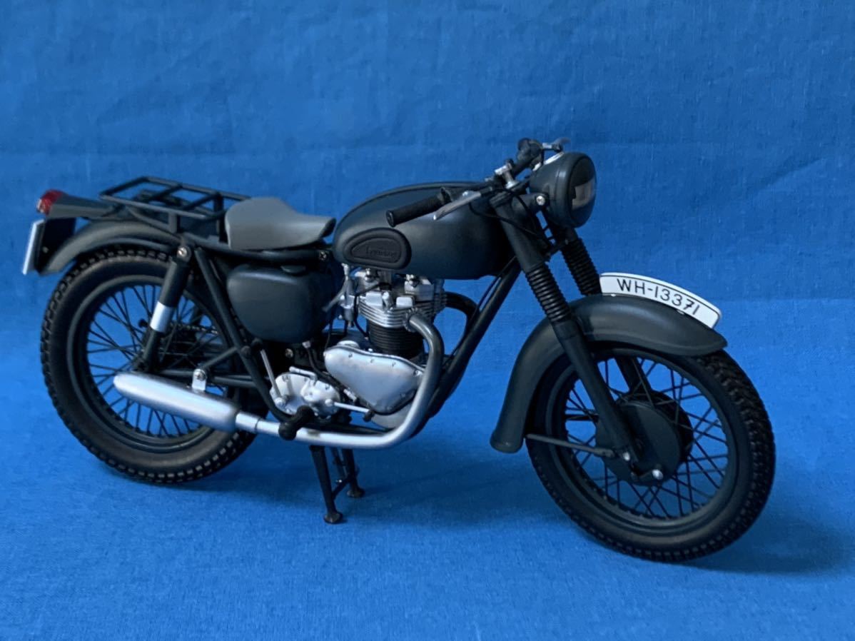 りがとうご】 ヤフオク! - 1/12 ミニチャンプス トライアンフ TR6 大