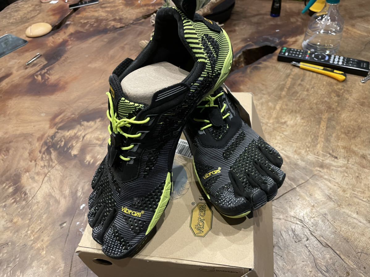 vibram ビブラム ファイブフィンガーズ fivefingers 5本指 スニーカー