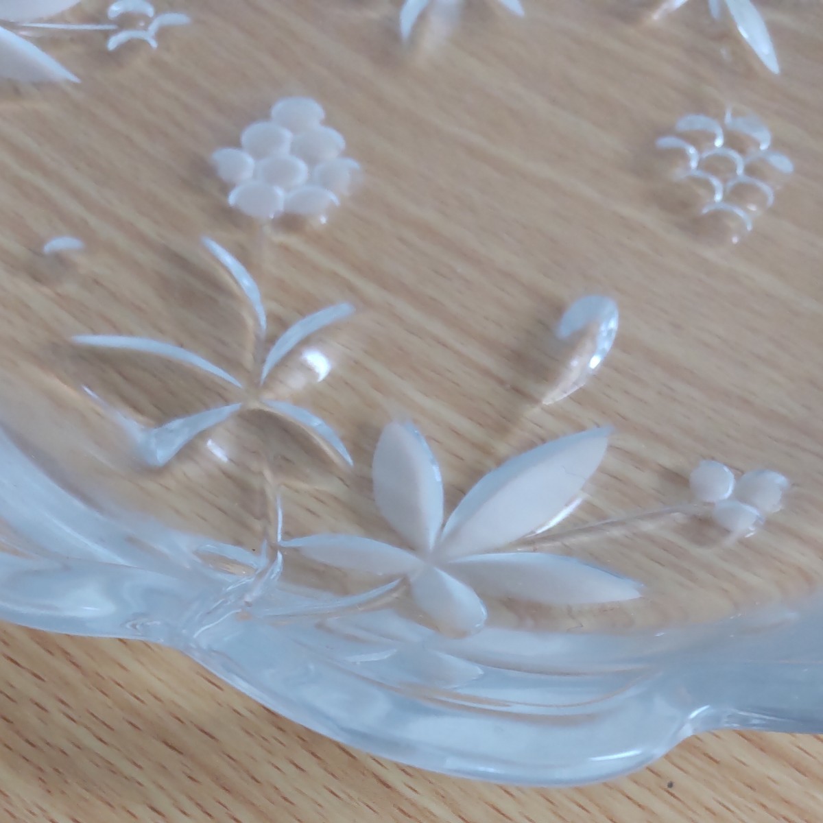 ガラス 皿 ぶどう 葉 ガラスプレート 昭和 レトロ
