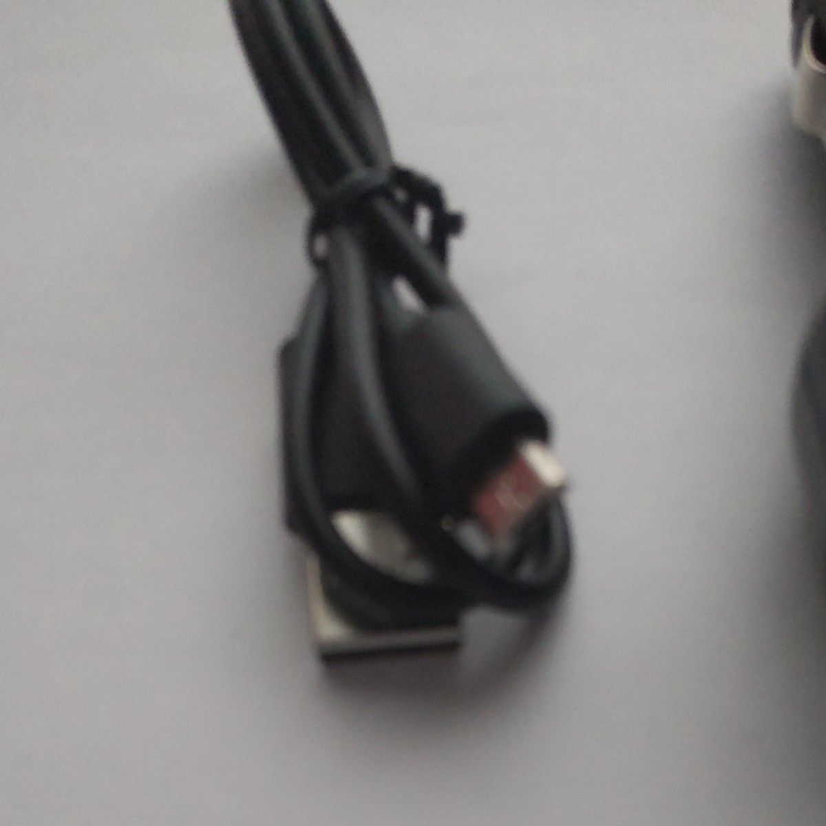 DC充電器 USB充電ケーブル 新品 未使用 カシミヤ