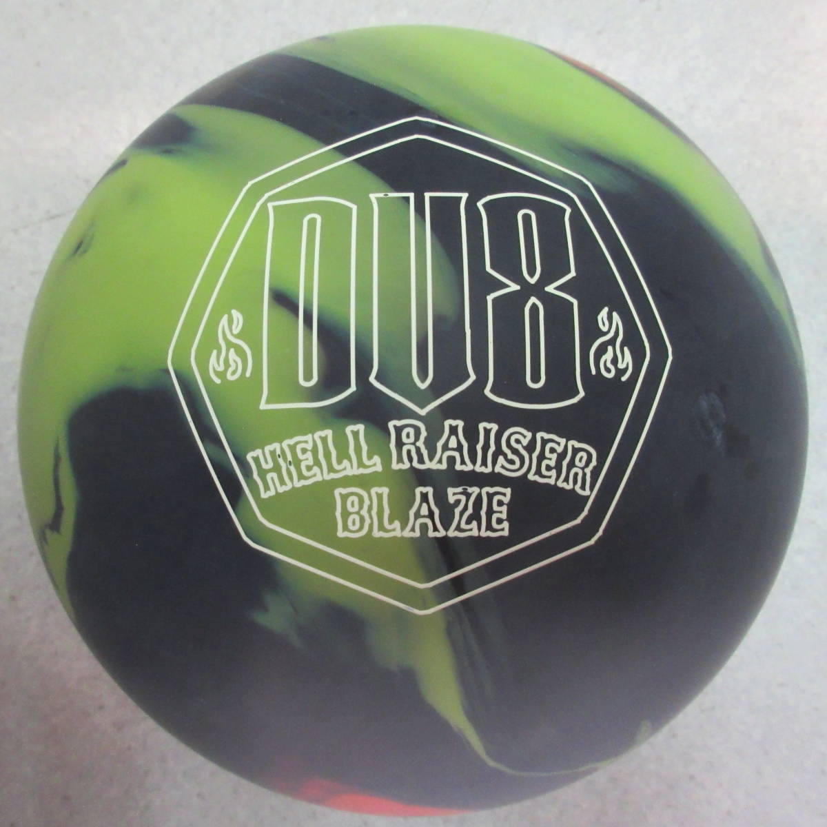 日本最大級 【新品】ボウリングボール DV8 ヘルレイザーブレイズ 15ポンド その他 日本最大級 【新品】ボウリングボール DV8 ヘルレイザーブレイズ 15ポンド その他