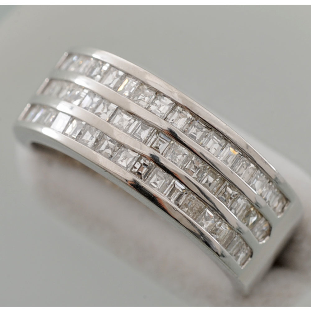 【H02】 Pt900　プラチナ　エメラルドカット ダイヤモンド 1.01ct デザイン　リング 指輪　品　12号