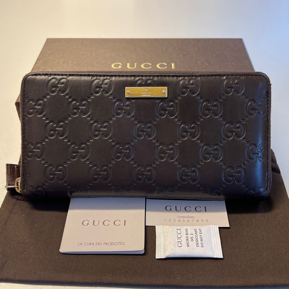 未使用に近い グッチ GUCCI 財布 長財布 シマレザー ラウンド