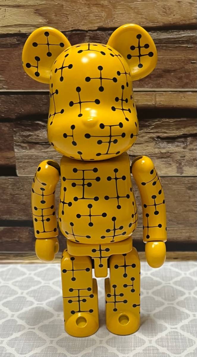 ベアブリック超合金② 200%イームズver.BE@RBRICKEamesOfficeドット柄メディコムトイMEDICOMTOYPLUS激レア400%コムデギャルソン1000%KAWS