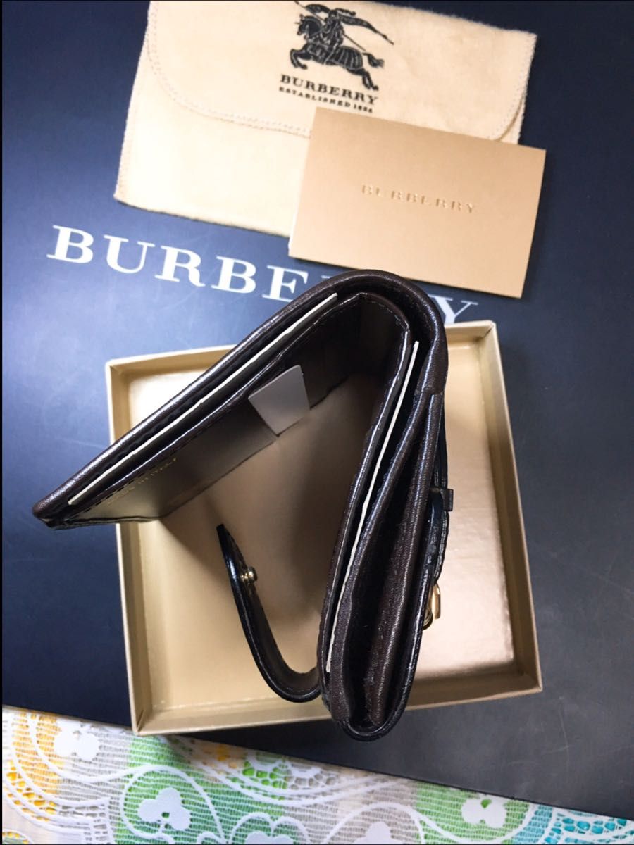 送料無料 holdmeback.com ほぼ未使用 日本製 牛革 バーバリー BURBERRY