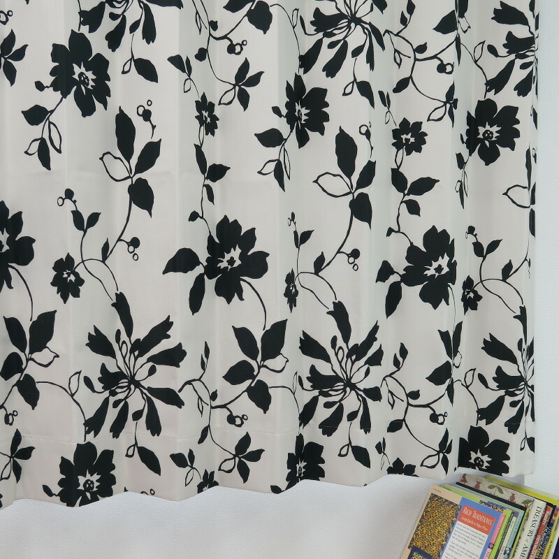 遮光カーテン 北欧 花柄 リーフ柄 ブラック 幅150cm×丈135cm2枚 日本製 プリーツが綺麗な形態安定加工_画像5