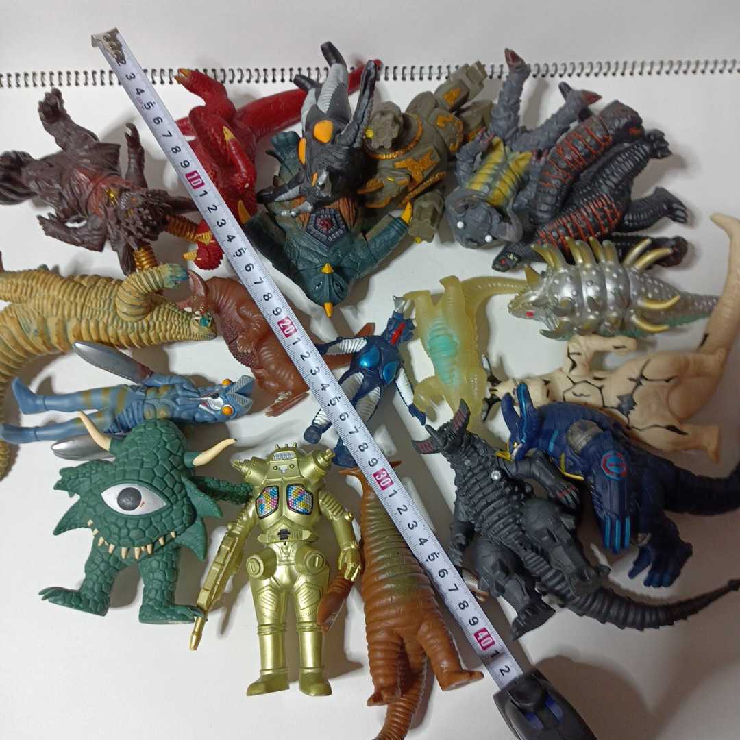 Yahoo!オークション - ウルトラ怪獣 ソフビ人形 バルタン星人 Yahoo!オークション - ウルトラ怪獣 ソフビ人形 バルタン星人