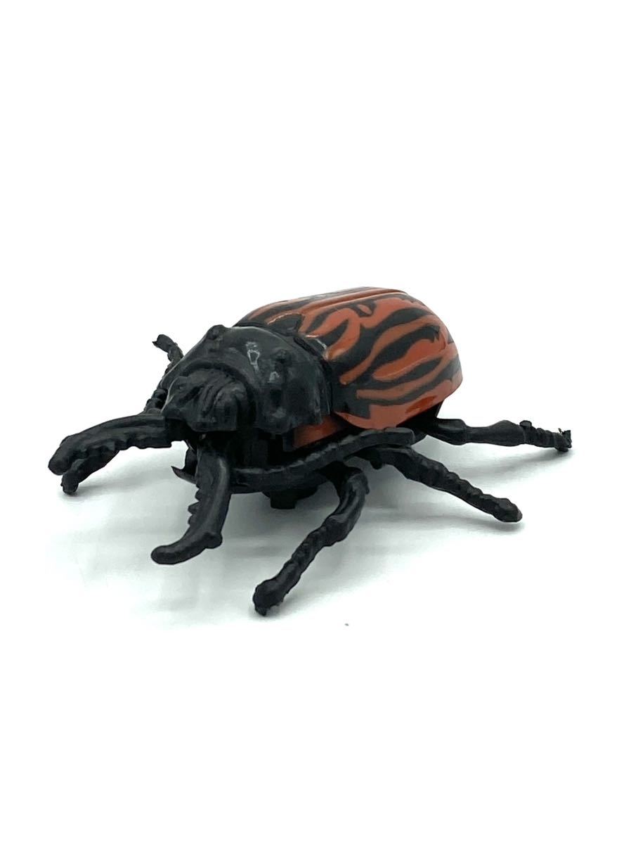【保管品Y0108】クワガタムシ 昆虫 トコトコ ゼンマイ フィギュア 玩具 おもちゃ 動作確認済の画像1