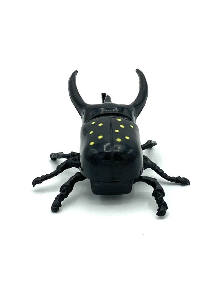 【保管品Y0109】カブトムシ　昆虫　トコトコ　ゼンマイ　フィギュア　玩具　おもちゃ　動作確認済