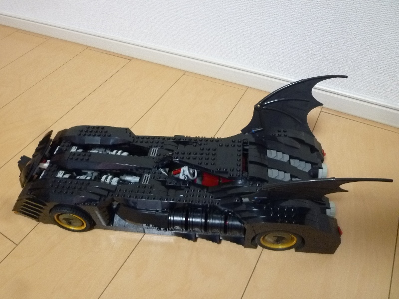 のコレクタ レゴ（）バットマン バットモービル 究極のコレクター版7784 新品 います