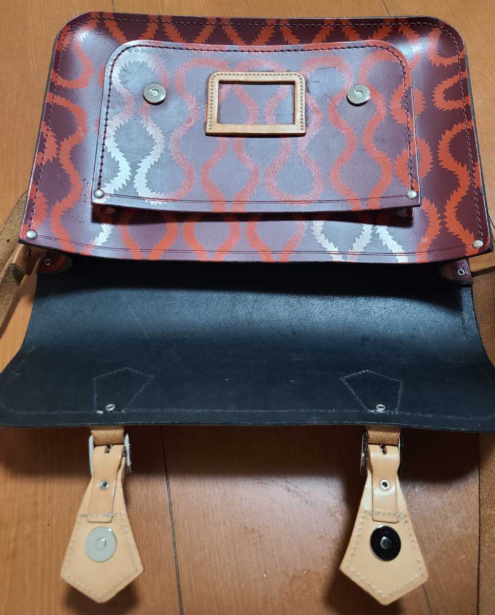 ★希少 美品 VIVIENNE WESTWOOD×THE CAMBRIDGE SATCHEL COMPANY Squiggle Bag 14 バッグ 本革 ショルダー ヴィヴィアン 中古★ジャンク扱_画像4