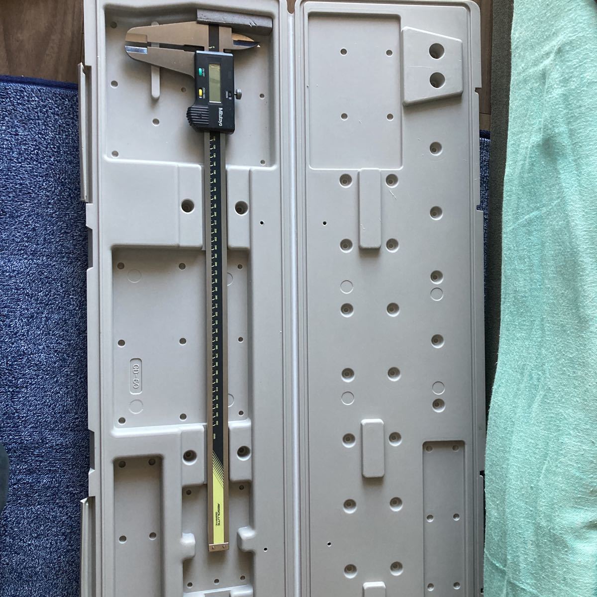 ミツトヨ 450mm デジタルノギス500-500-10 CD-45Cケース付 Mitutoyo