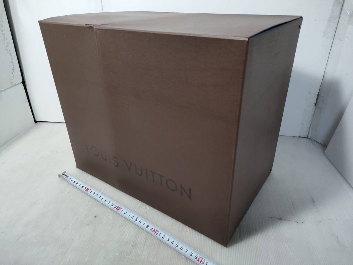 日本未入荷 ルイ ヴィトン 空き箱×2 CHANEL他ショップバッグ×5 tdh